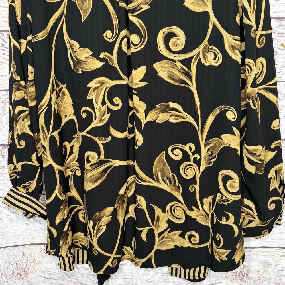 Chico's Black & Gold Reversible Button Up Timeless Classic Shirt Size 2 Large - Picture 6 of 16